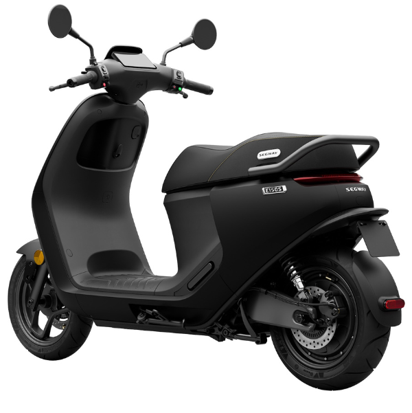 Scooter électrique Segway E300SE noir, équivalent 50 cm³, idéal pour mobilité rapide, connectée et sécurisée