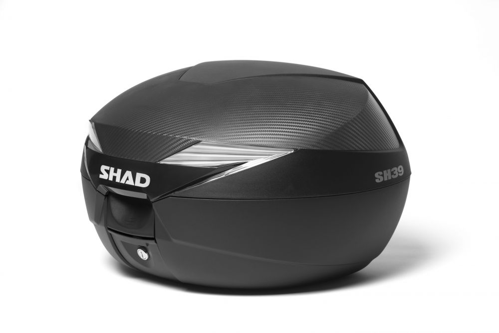 Couvercle noir SHAD pour top case SH39, style sobre et intemporel pour scooter électrique. Disponible chez Lyliz Lille.