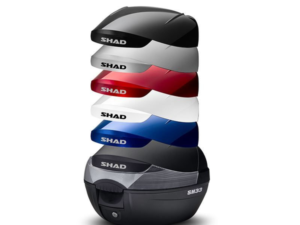Couvercles SHAD compatibles avec le top case SH33, parfaits pour personnaliser son scooter électrique. Disponibles chez Lyliz Lille.